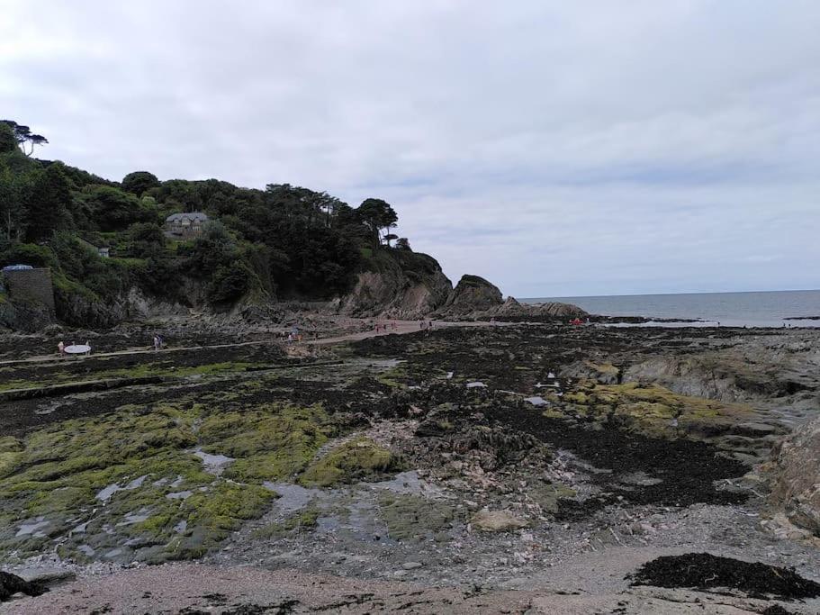 일프러컴 The Tempest, Sea Views, Coastal & Rural Walks. 아파트 외부 사진